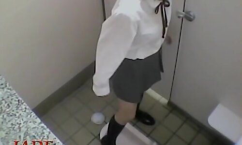 Masturbation action from teen 18+ in school toilet