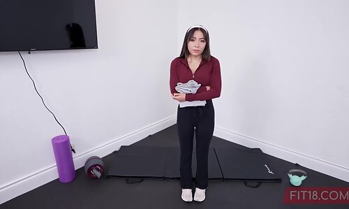 Casting Tiniest Girl Not A Midget At 81 Lbs With Braces