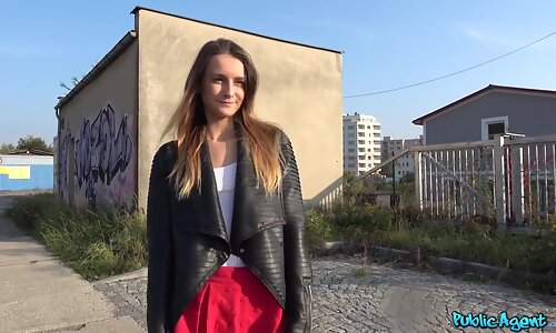 Public Screw With Insane Honey - Adele Unicorn